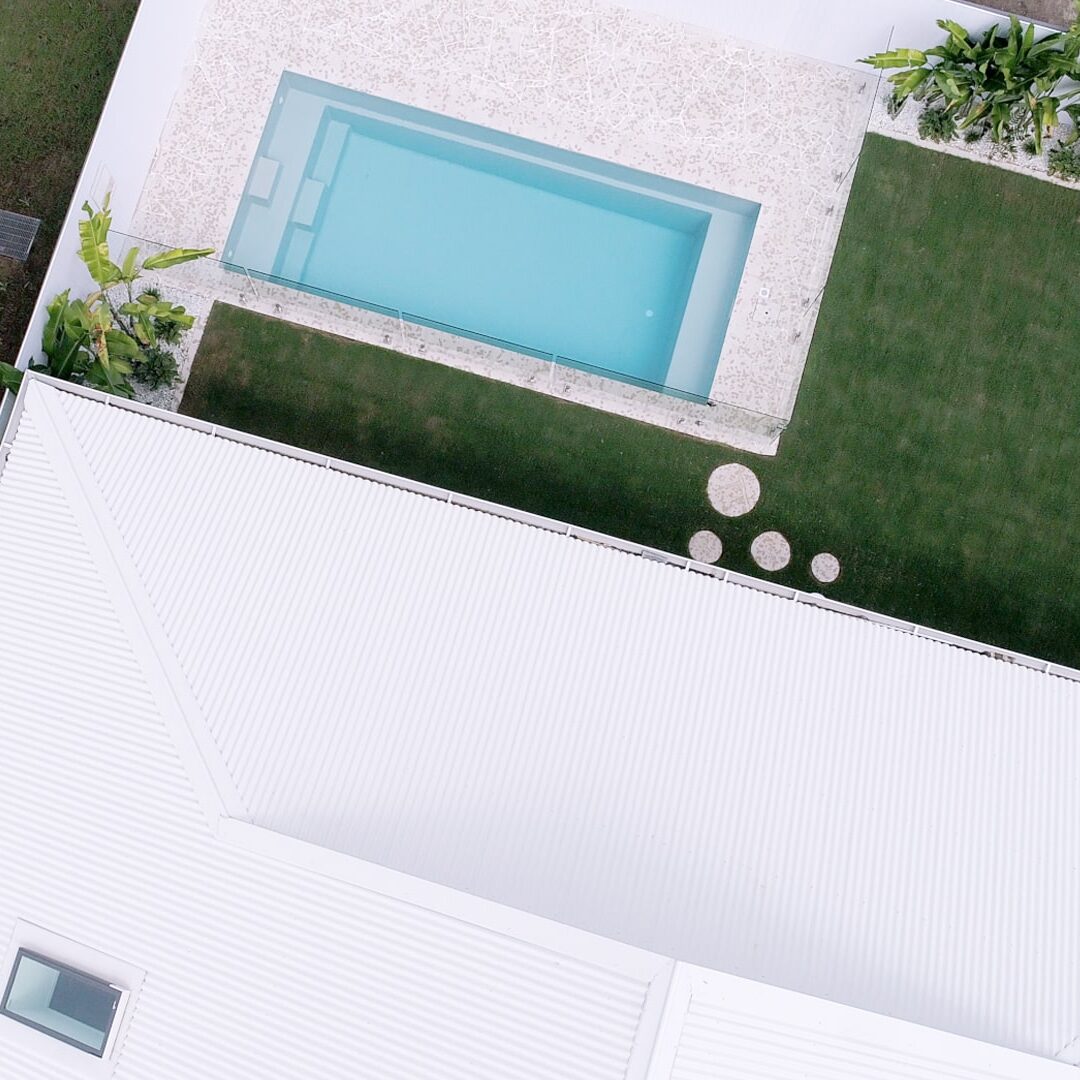 15 Roof Pool